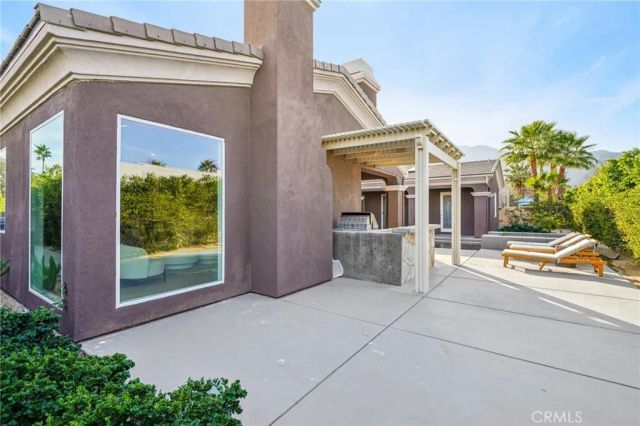 1420 E Via Escuela, Palm Springs, CA 92262