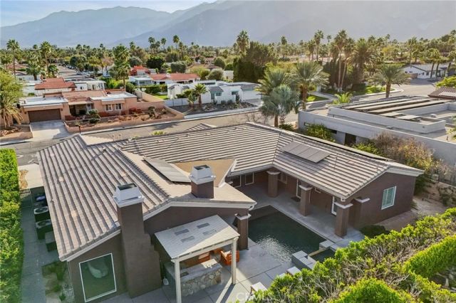 1420 E Via Escuela, Palm Springs, CA 92262