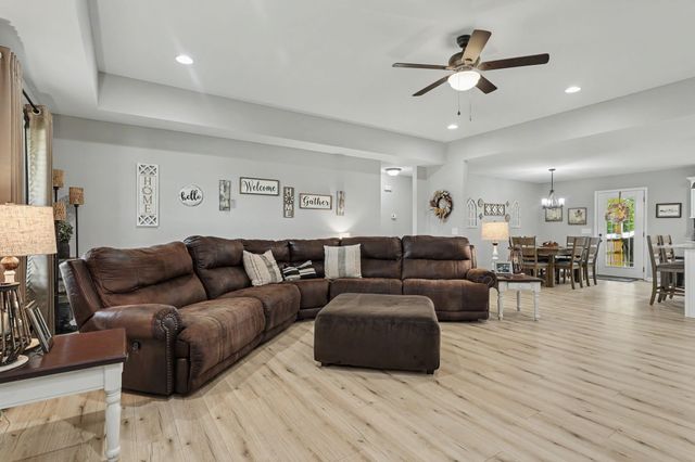 378 Randall Ln, Manchester, TN 37355