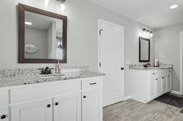 378 Randall Ln, Manchester, TN 37355