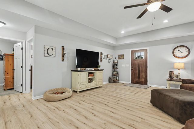378 Randall Ln, Manchester, TN 37355