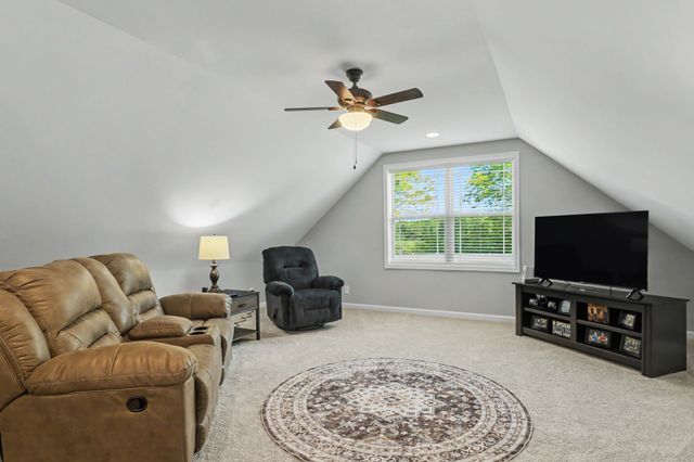 378 Randall Ln, Manchester, TN 37355