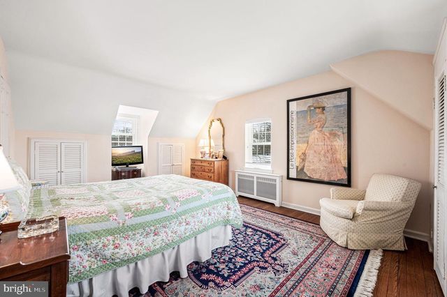 111 CHESNEY LN, Erdenheim, PA 19038