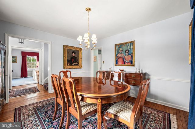 111 CHESNEY LN, Erdenheim, PA 19038