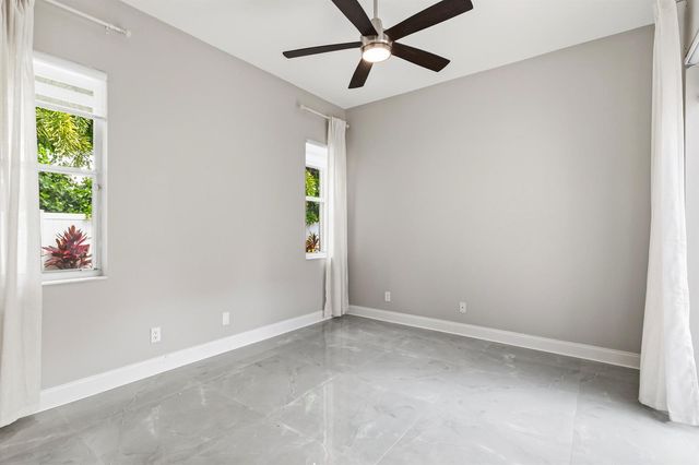6862 Houlton Circle, Lake Worth, FL 33467