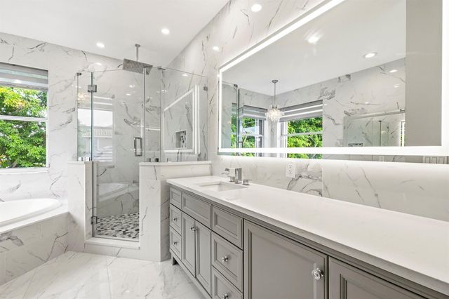 6862 Houlton Circle, Lake Worth, FL 33467