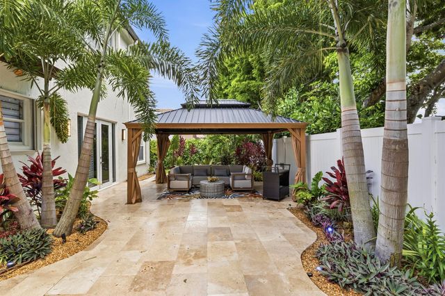 6862 Houlton Circle, Lake Worth, FL 33467