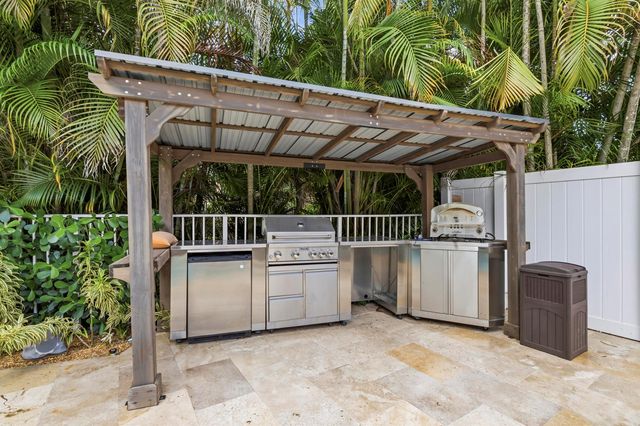 6862 Houlton Circle, Lake Worth, FL 33467