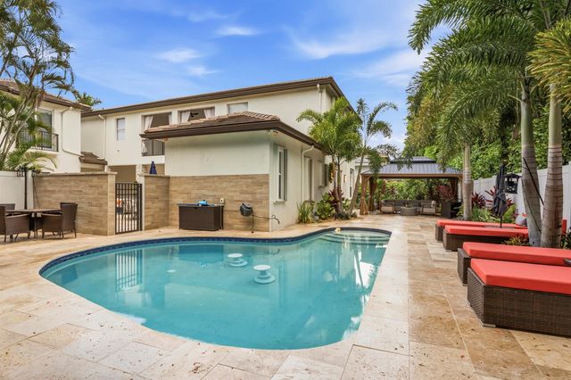 6862 Houlton Circle, Lake Worth, FL 33467