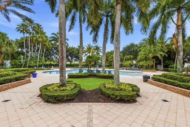 6862 Houlton Circle, Lake Worth, FL 33467