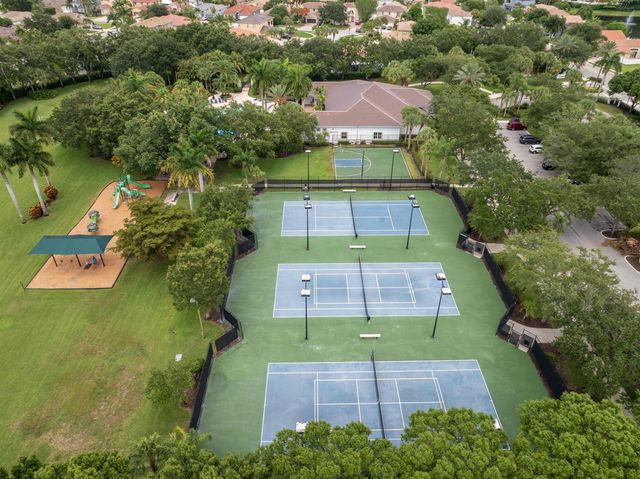 6862 Houlton Circle, Lake Worth, FL 33467