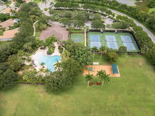 6862 Houlton Circle, Lake Worth, FL 33467