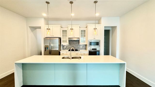 3018 Zenia Drive, Dallas, TX 75204