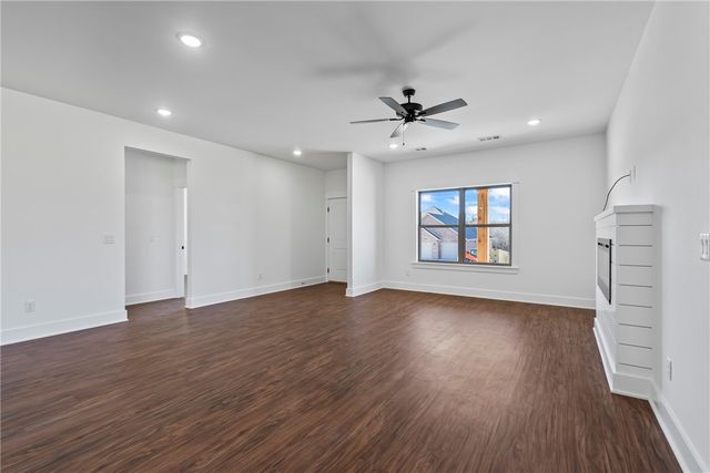 90 W Watson Lane, Farmington, AR 72730