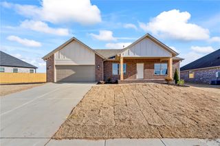 90 W Watson Lane, Farmington, AR 72730