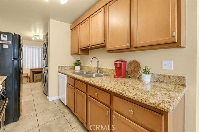 10720 Knott, Stanton, CA 90680