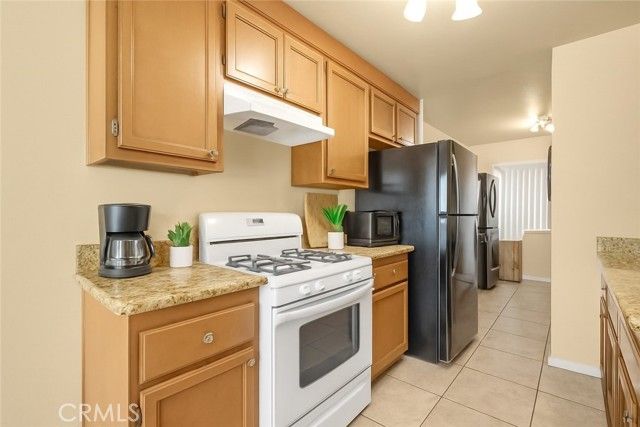 10720 Knott, Stanton, CA 90680