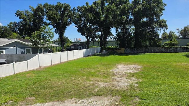 4034 W COMANCHE AVENUE, Tampa, FL 33614