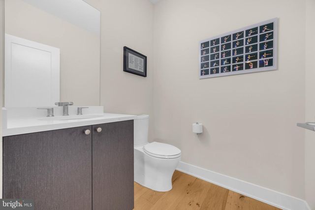15 LINDER COURT, Middletown, NJ 07748