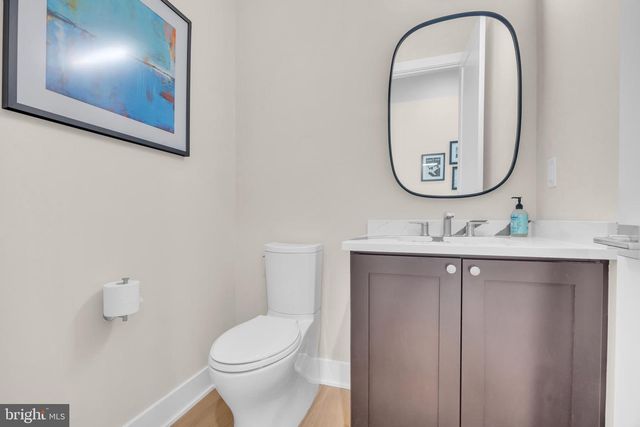 15 LINDER COURT, Middletown, NJ 07748