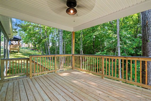 1222 Rooster Ridge, Pleasant View, TN 37146