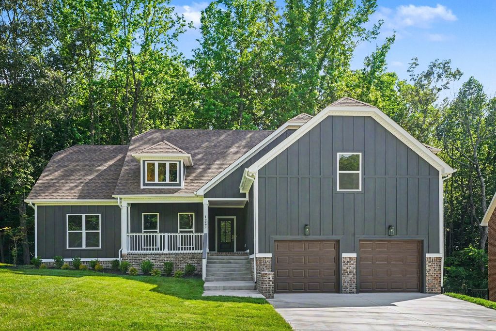 1222 Rooster Ridge, Pleasant View, TN 37146