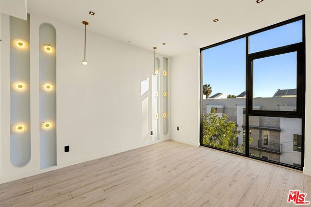 1021 N Ogden Drive PH 7, West Hollywood, CA 90046