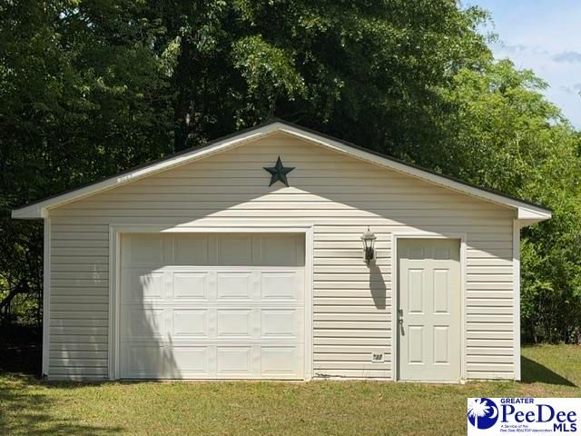 1523 John C. Calhoun Road, Florence, SC 29506