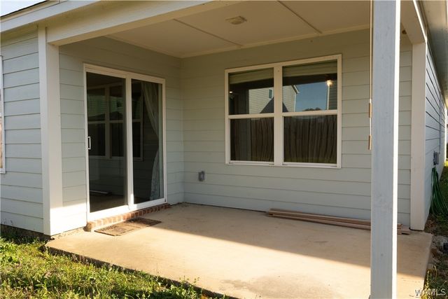 7338 Tulip Trestle Ct, Northport, AL 35473