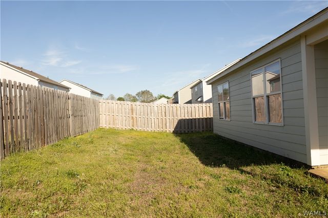 7338 Tulip Trestle Ct, Northport, AL 35473