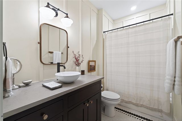 8151 Spanker Ridge Drive, Bentonville, AR 72712