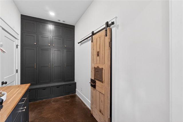 8151 Spanker Ridge Drive, Bentonville, AR 72712