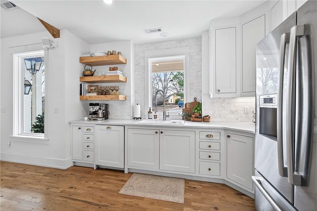 8151 Spanker Ridge Drive, Bentonville, AR 72712