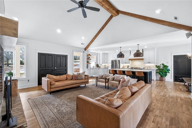 8151 Spanker Ridge Drive, Bentonville, AR 72712