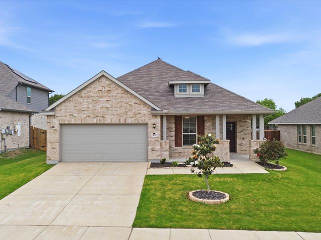 413 Vawter Drive, Van Alstyne, TX 75495