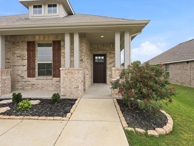 413 Vawter Drive, Van Alstyne, TX 75495