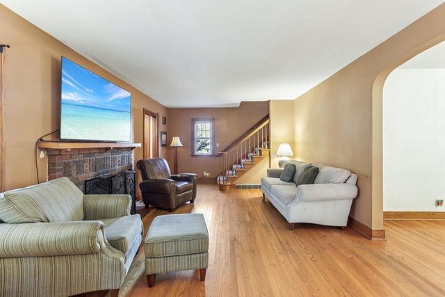 325 Warren Avenue, Reedsburg, WI 53959