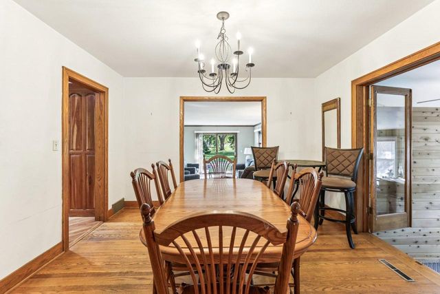 325 Warren Avenue, Reedsburg, WI 53959