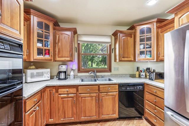 325 Warren Avenue, Reedsburg, WI 53959