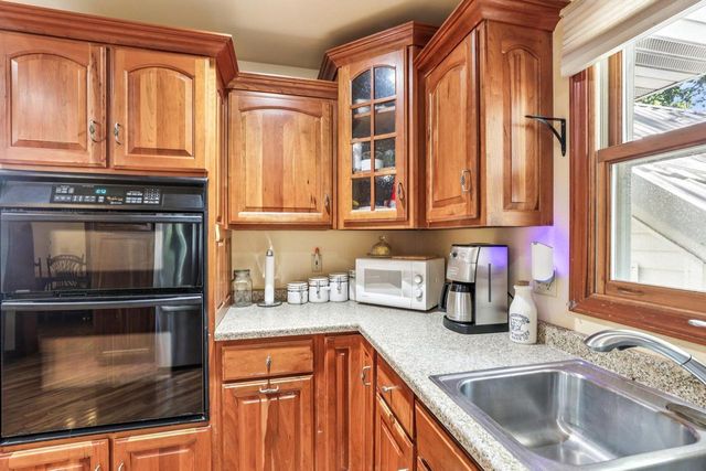 325 Warren Avenue, Reedsburg, WI 53959