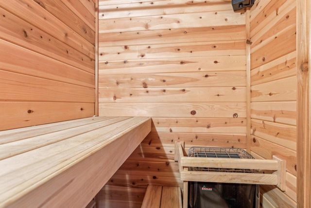 325 Warren Avenue, Reedsburg, WI 53959