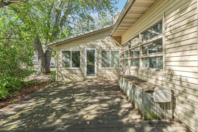 325 Warren Avenue, Reedsburg, WI 53959