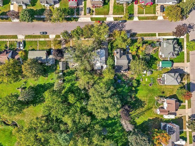 325 Warren Avenue, Reedsburg, WI 53959