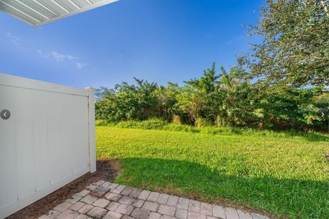 16432 CEDAR CREST DRIVE, Orlando, FL 32828