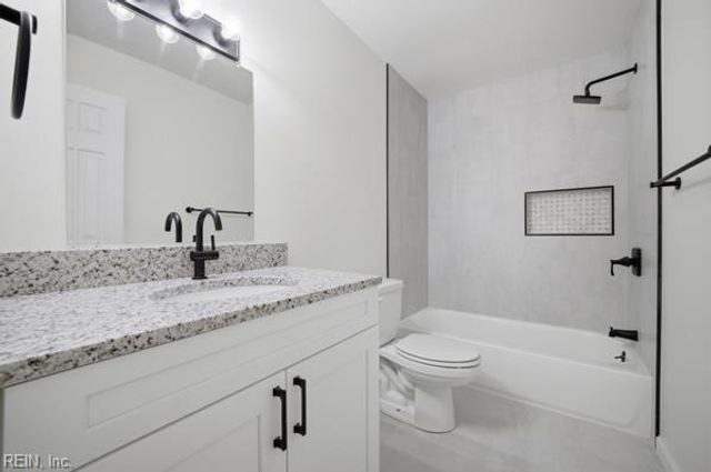 5671 Dodington CT, Virginia Beach, VA 23462