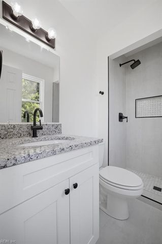 5671 Dodington CT, Virginia Beach, VA 23462