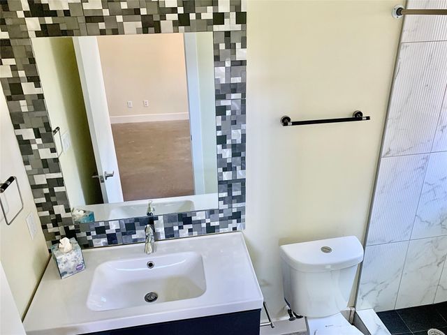 1163 Alamo ST, Austin, TX 78702