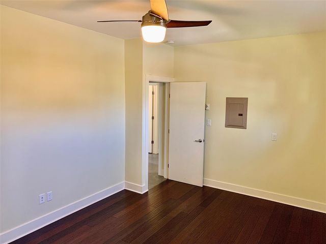 1163 Alamo ST, Austin, TX 78702