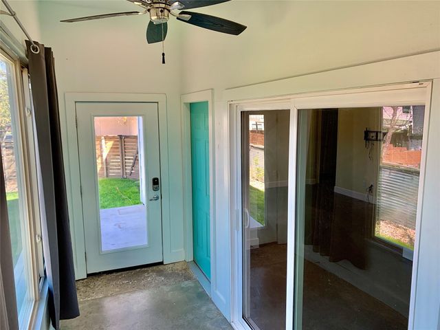 1163 Alamo ST, Austin, TX 78702