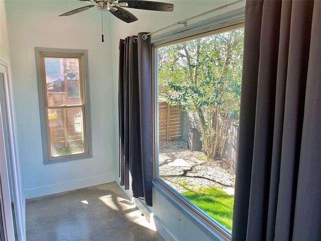 1163 Alamo ST, Austin, TX 78702
